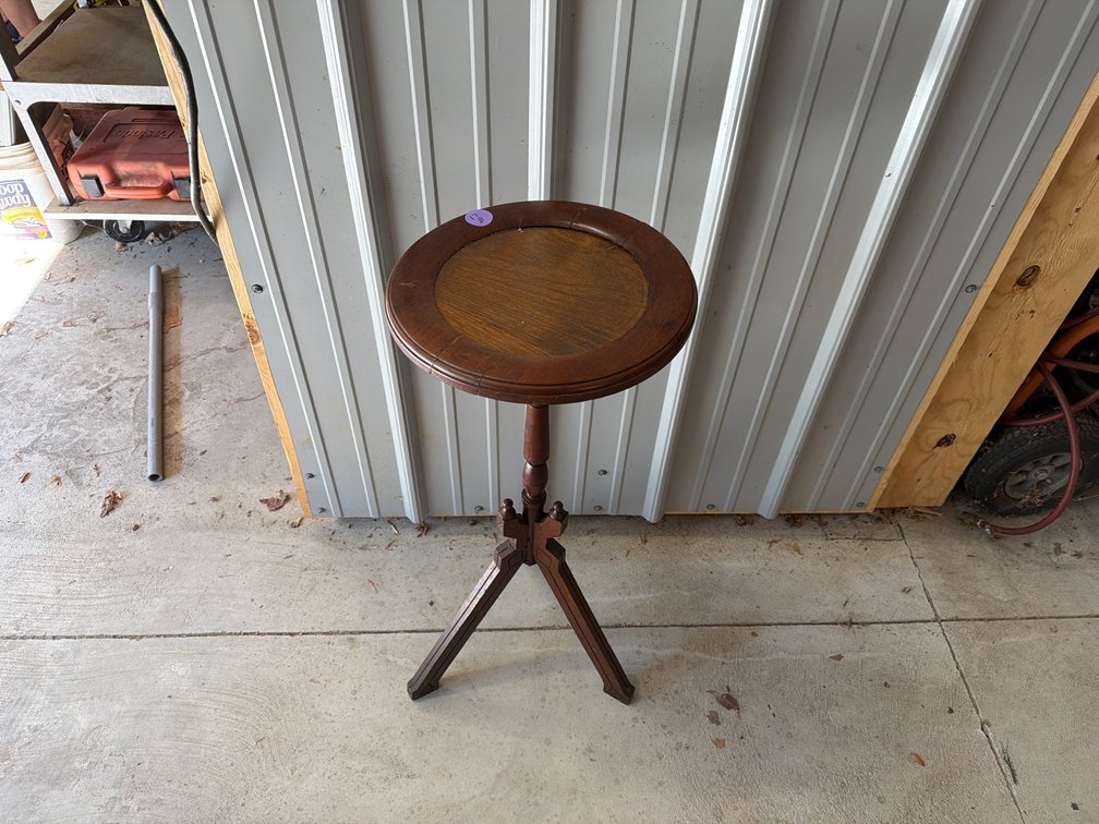 Walnut Victorian candle stand