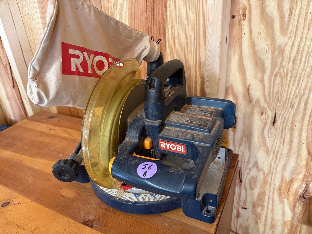 Ryobi 10-inch single-bevel compound miter saw
