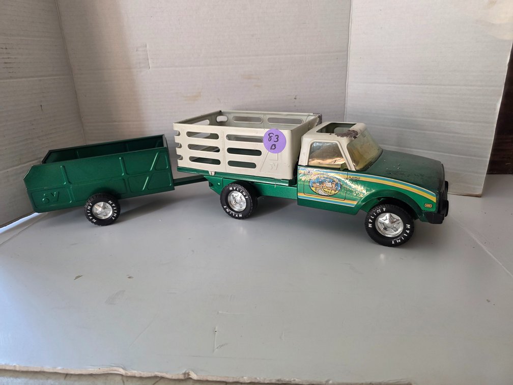 Vintage 1970s NYLINT Farms 14" Pressed Steel Green 4X4 Pickup Truck & 9" Trailer