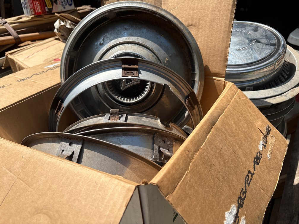 Hubcaps Lot