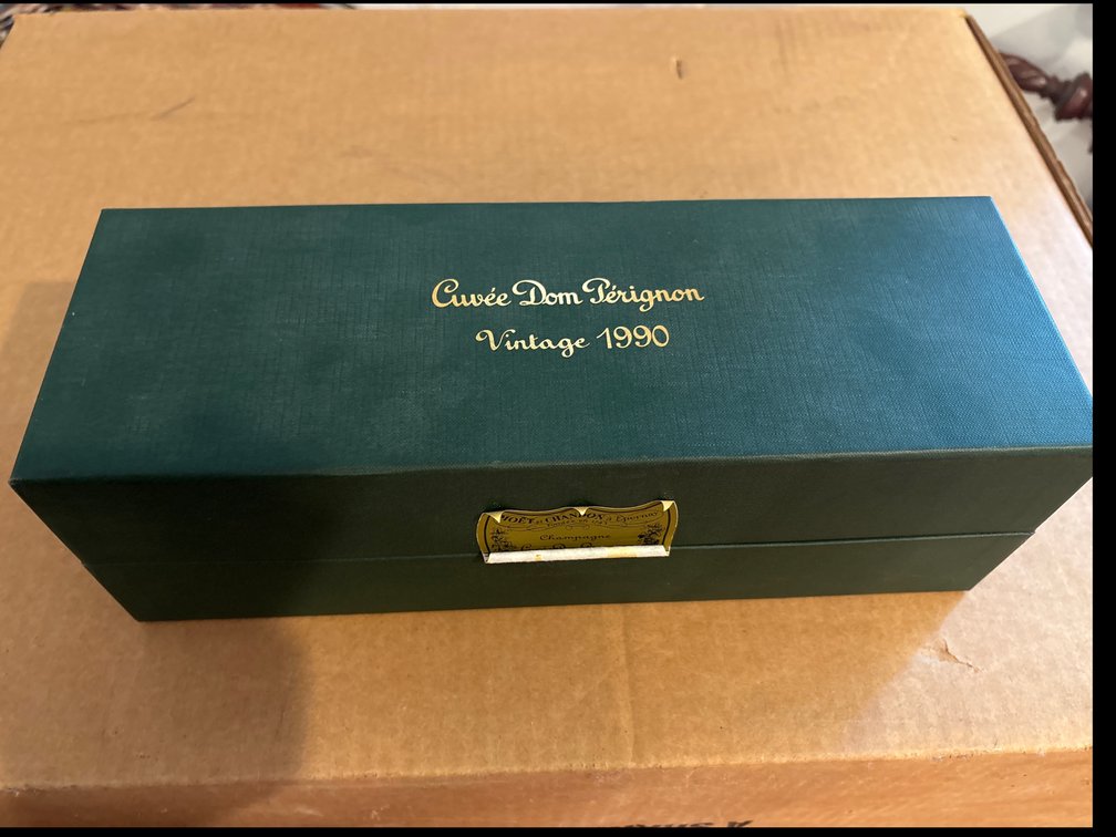 Presentation box and booklet