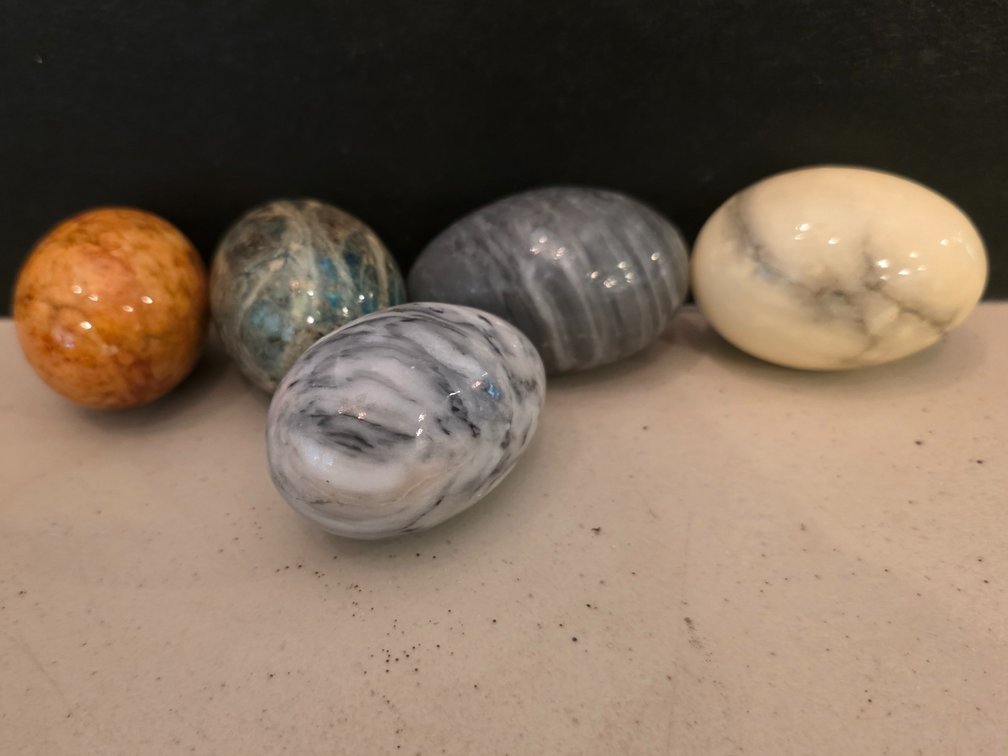Alabaster Onyx Marble Polished Eggs
