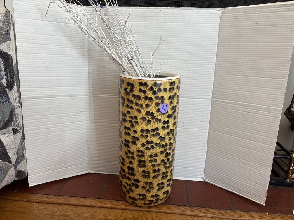 Cylindrical Floor Vase with Yellow Leopard Print