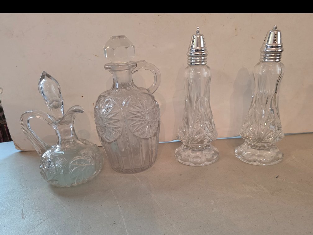 Vintage Cut Glass With Silver Tone Plastic Tops Salt & Pepper Shaker 7.5" Tall