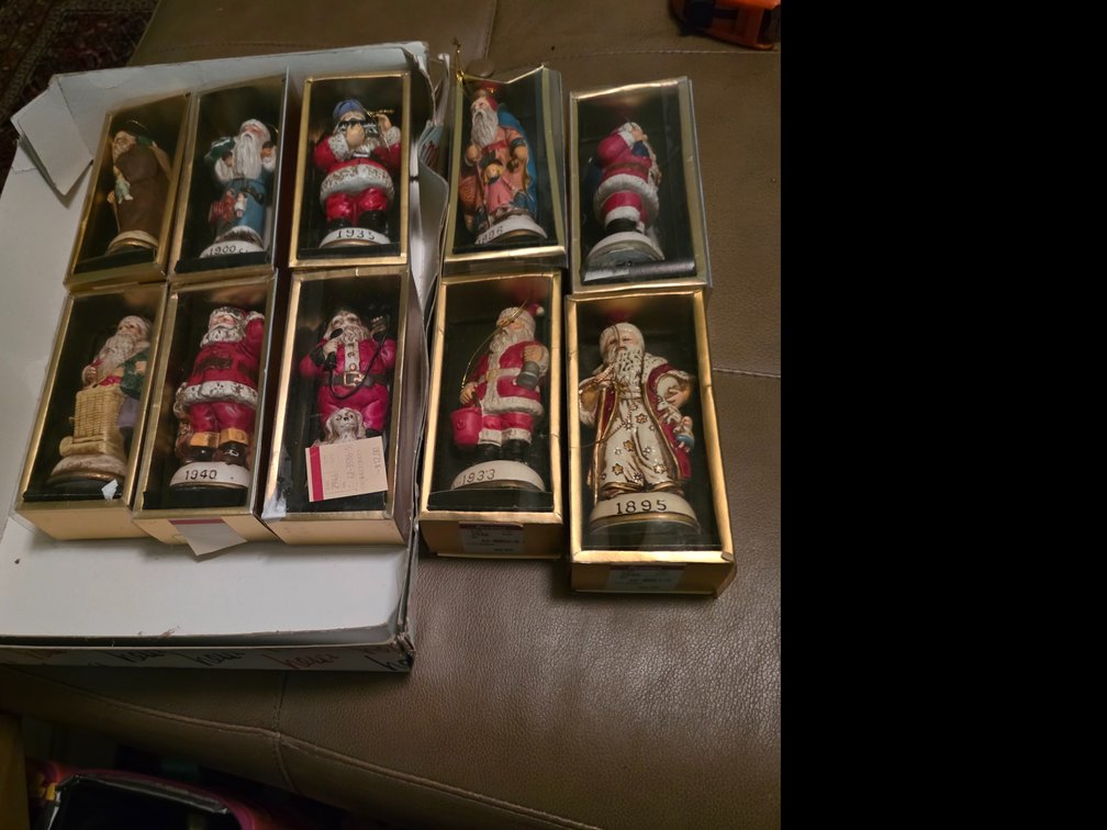 Vintage Memories Of Santa Collection