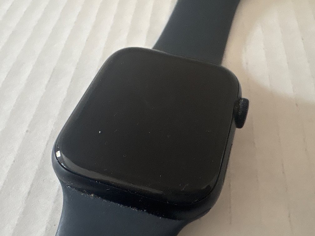 Apple Watch SE 44mm Space Gray Aluminum Case with Black Sport Band