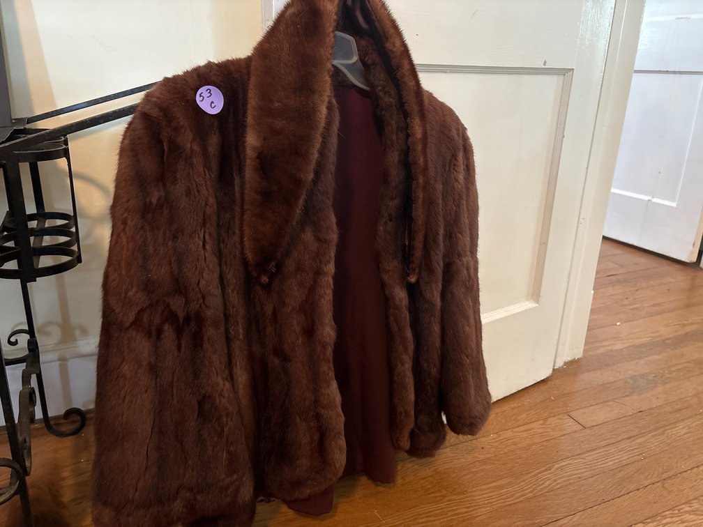 Miller & Rhoads Richmond Real Fur Stole / Scarf & Faux Coat Collection