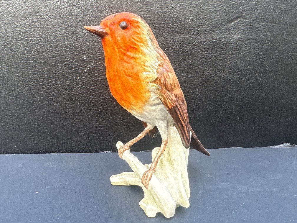 W. Goebel Porcelain Robin Bird Figurine West Germany Collectible