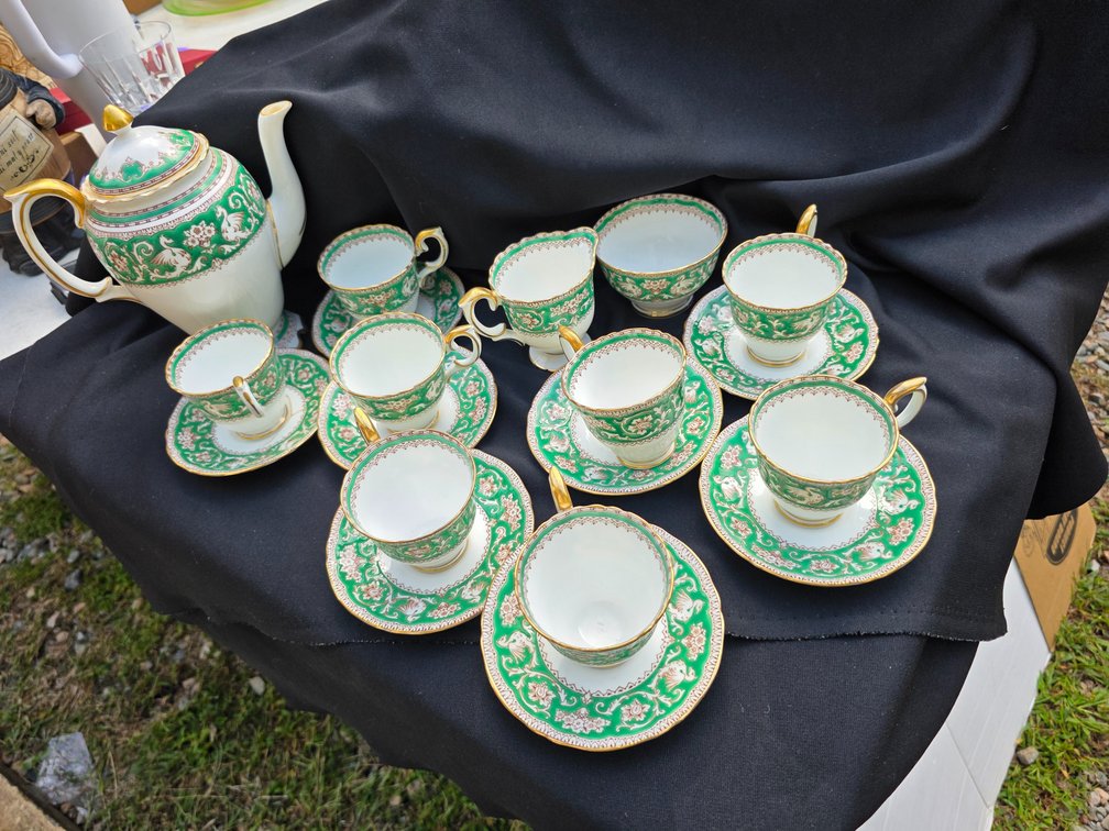 Crown Staffordshire fine bone china Tea Set in the green Ellesmere pattern