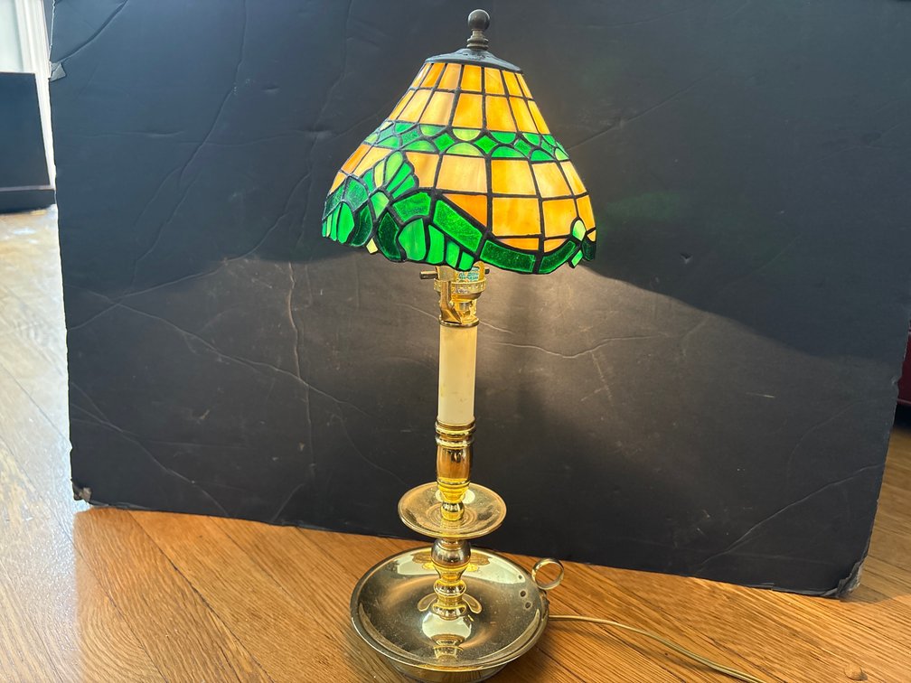 Stained Glass Shade Accent Lamp