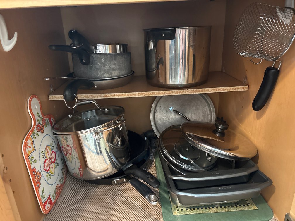 1 Drawer and 2 Cabinet Lot