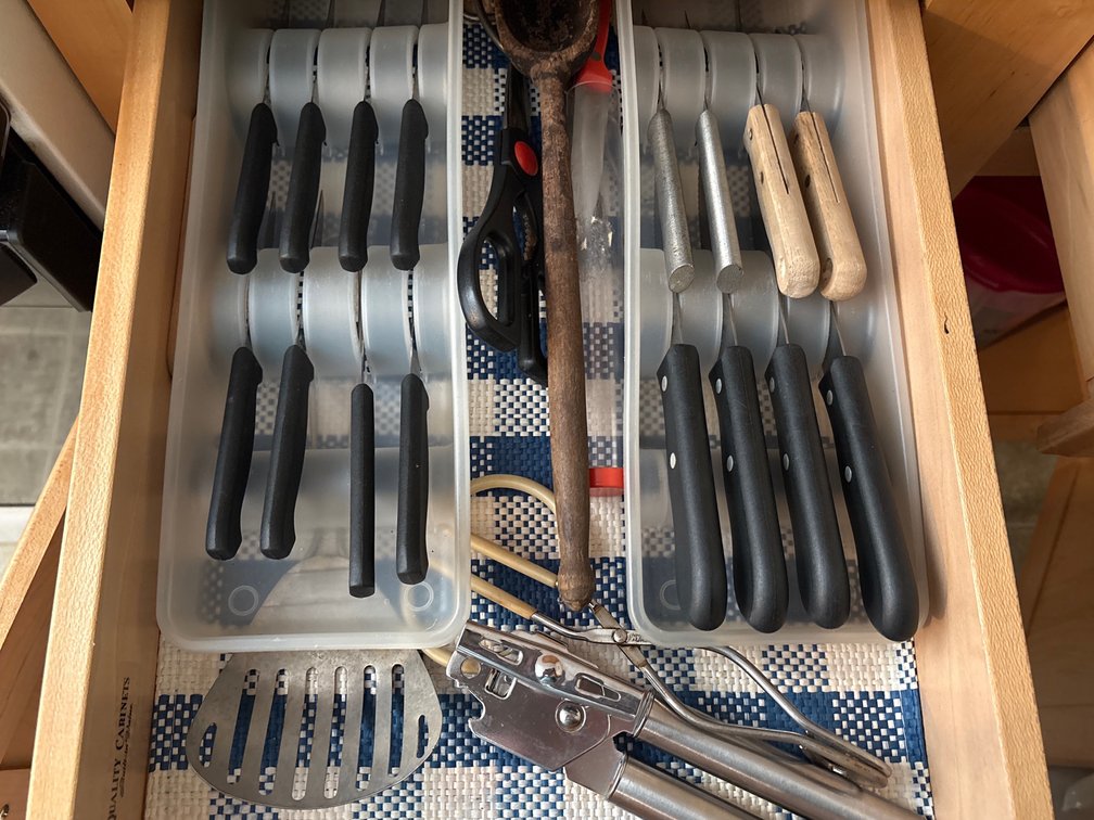 2 Drawer and 2 Cabinet Lot