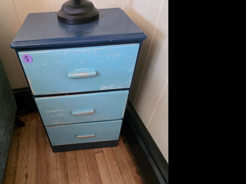 Painted wooden 3-drawer nightstand or chest