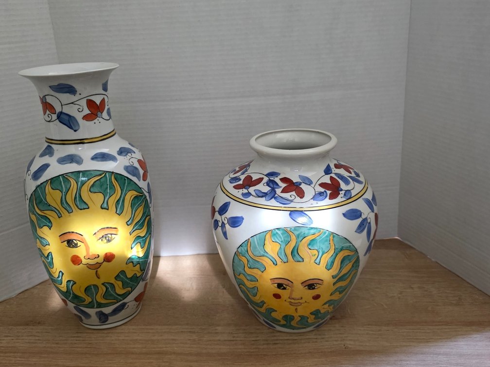 Vintage WBI Chinese Colorful Sun Face Decorative Porcelain Vase 12":  Large Porcelain WBI Vase /Urn