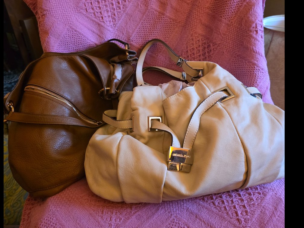 Michael  Kors Hand Bags