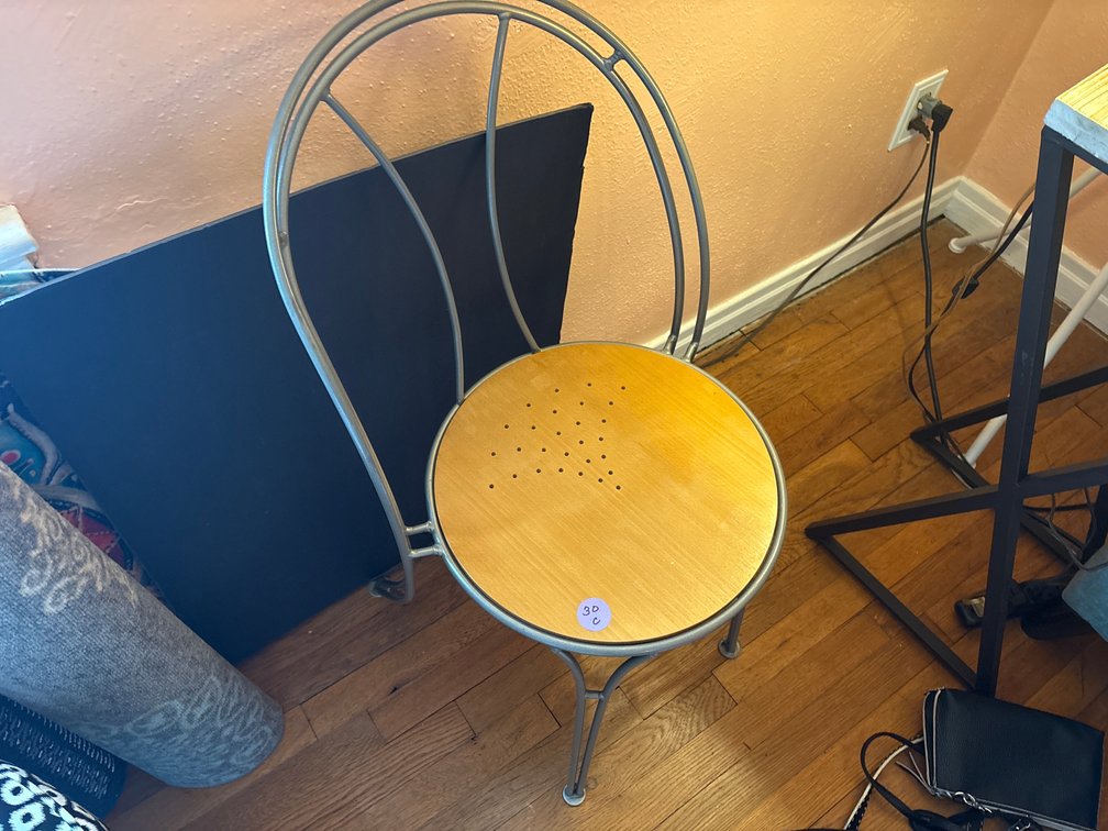 Metal Frame Chair with Round Wooden Seat
