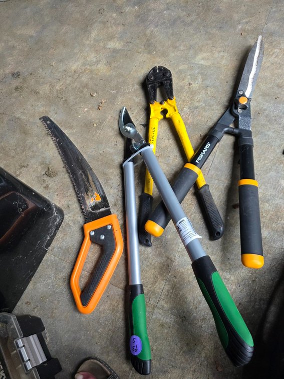 Fiskars Trimmers,  etc