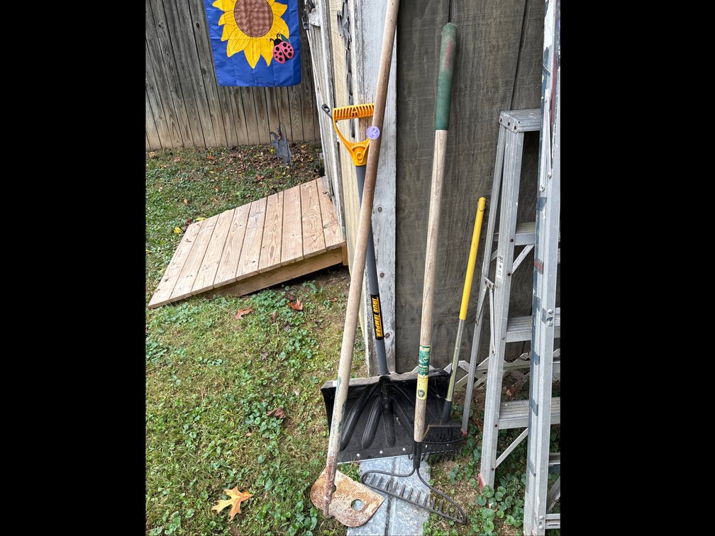Yard Tools-Snow Shovel, Garden Hoe, Garden Bow Rake, Shrub Rake