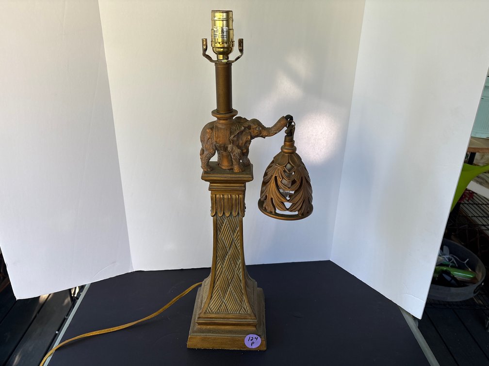 Elephant & Palm Tree Table Lamp