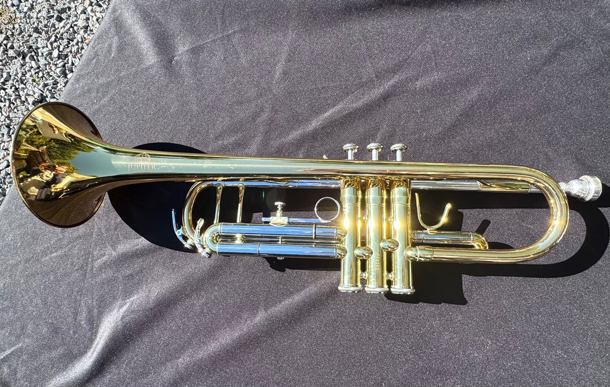 Trumpet Silver and Gold Two Tone w/Case
