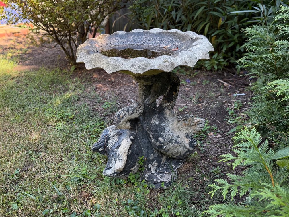 Vintage concrete Swan Figurine Garden Bird Bath