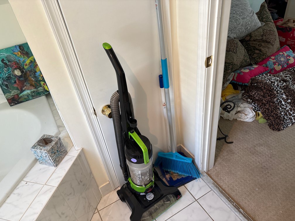 Bissell Power Force Helix Turbo Rewind Vacuum and Broom/Dustpan