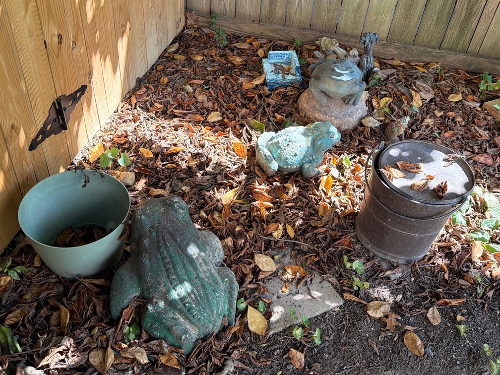 Garden Decor Lot