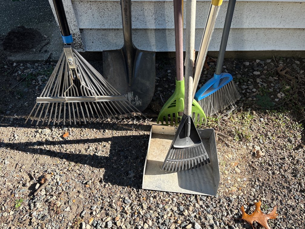 Outdoor Tools-rakes, pooper scooper, brooms