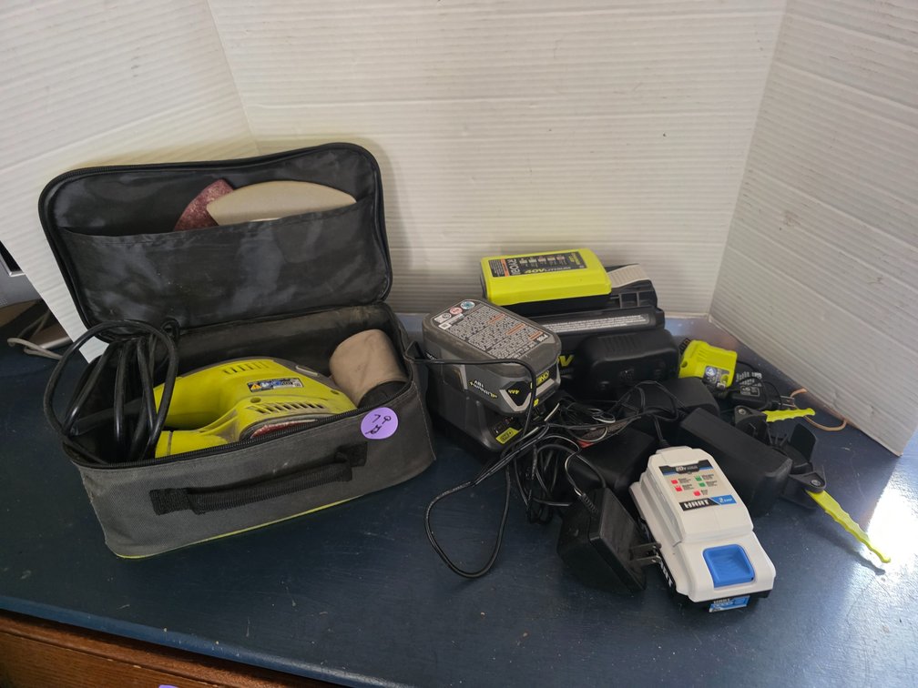 Ryobi 5.5" Sander, chargers etc