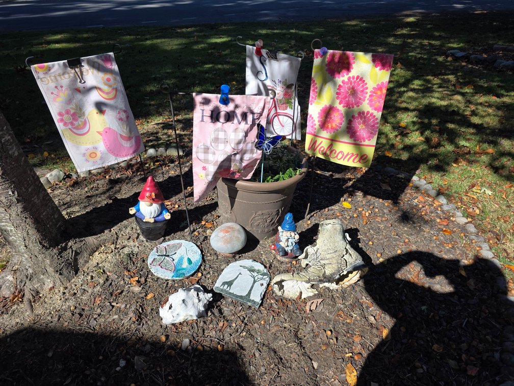Yard  Stakes with Flags  Stepping Stones, Shoe, Plastic Gnome Planter