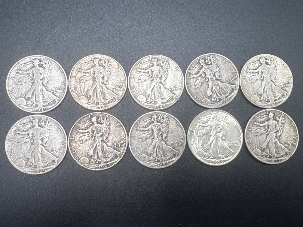 Walking Liberty Half Dollars (X10)