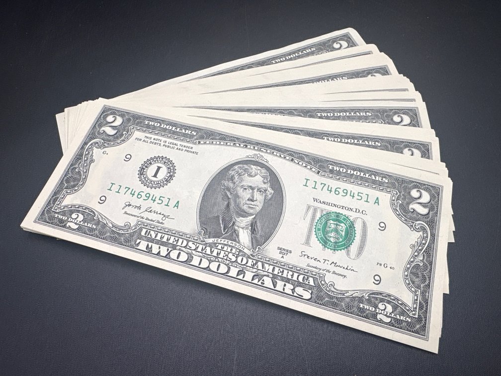 Uncirculated $2 Bills (x50)