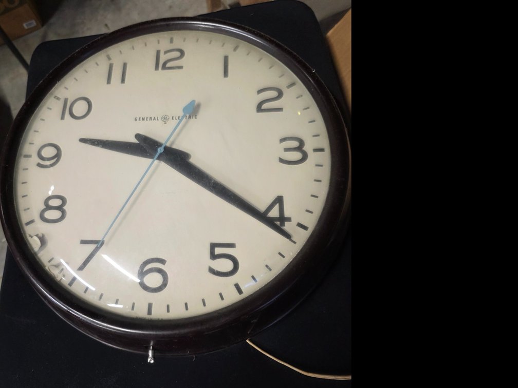 General Electric  Clock   working