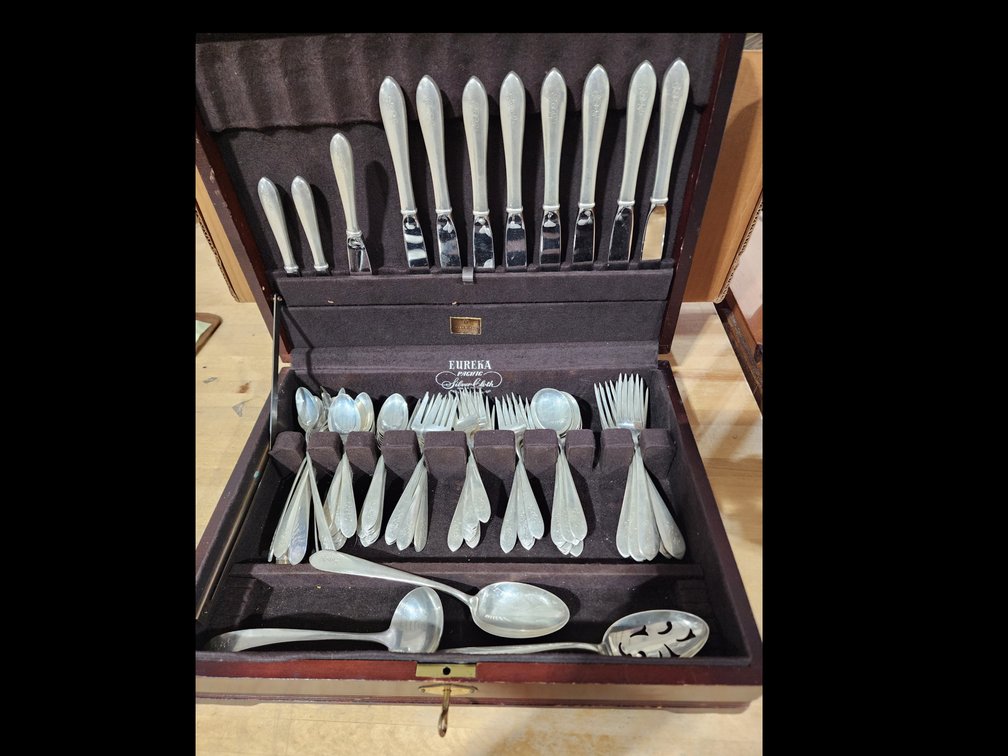 Sterling Silver set. Made by  Kirkwith case