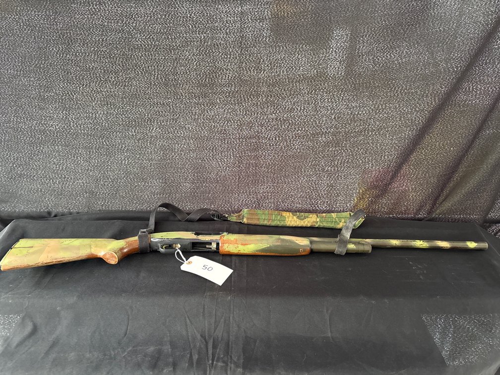 Mossberg 12GA Pump Shot Gun Wood Painted to Camo