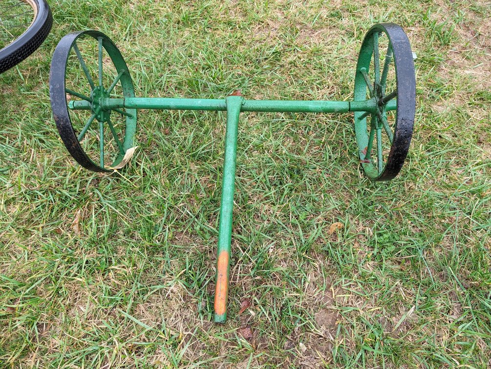 Metal Wagon Wheel Axel