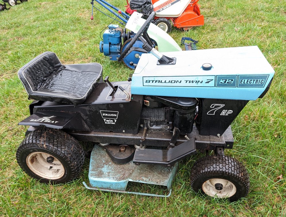 Stallion Twin 7 Electric Riding Mower