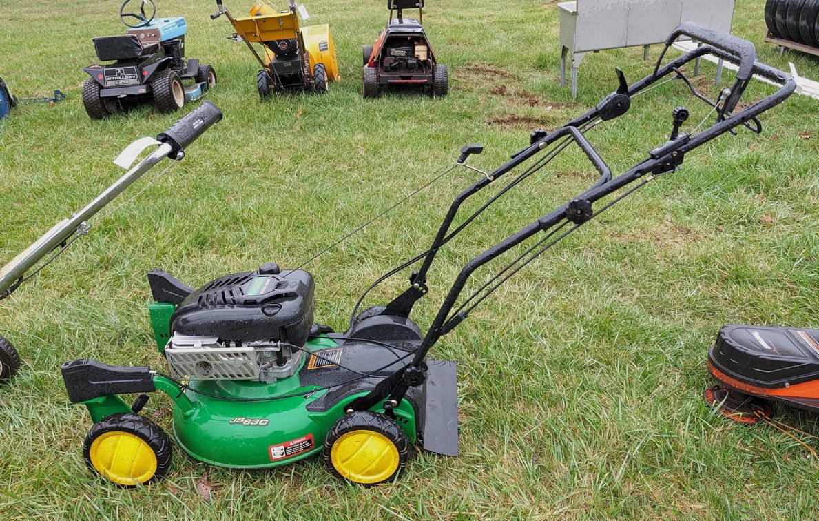 John Deere 22" Cut Push Mower