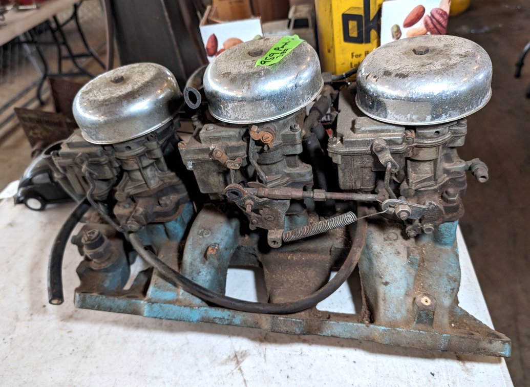 3 Deuce Manifold for a '59 Pontiac 389 Motor