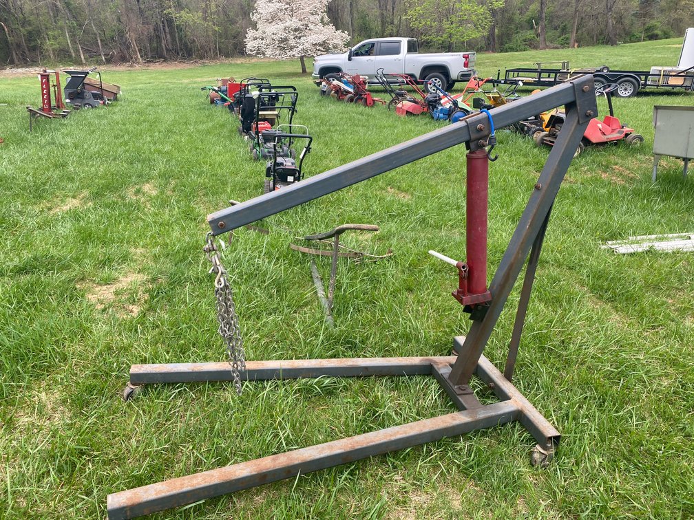 Long ram engine hoist