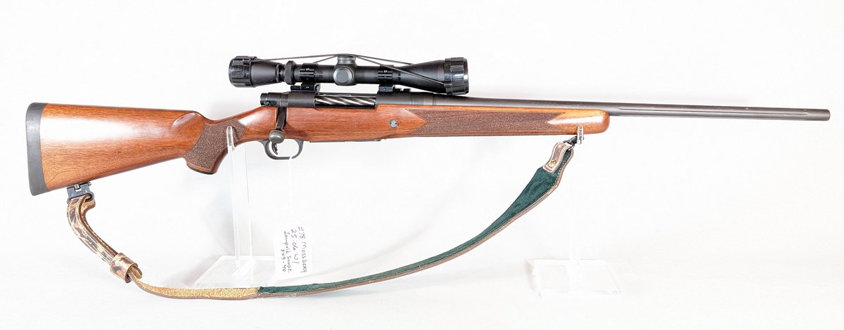 Mossberg Rem Patriot, 25-06 Bolt Action Rifle w/ Leupold Scope