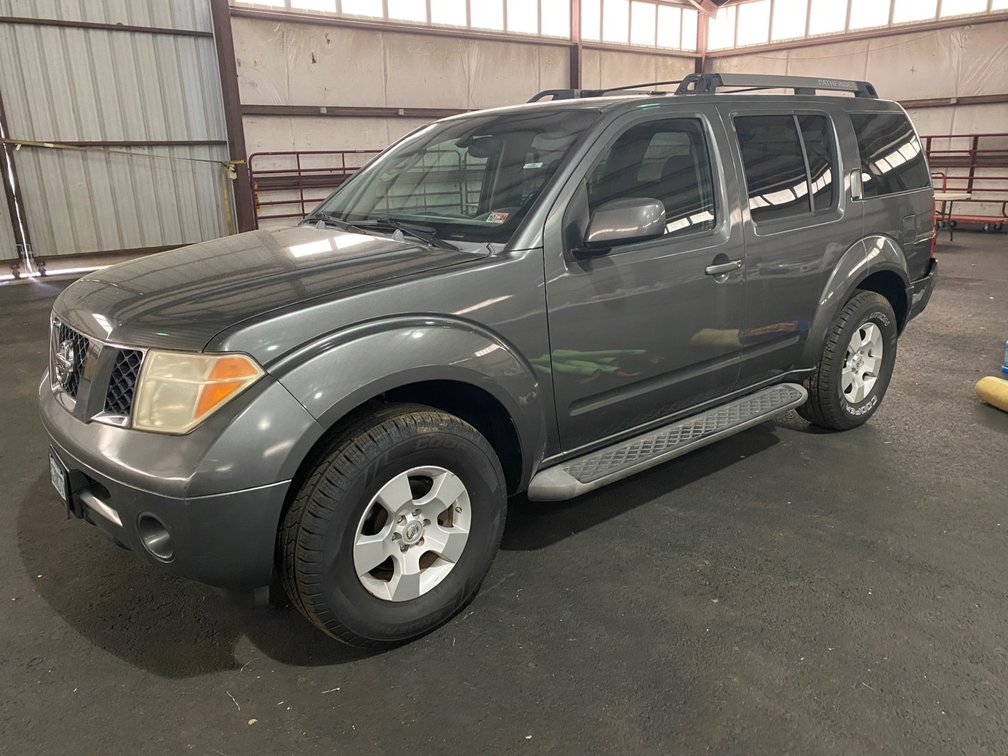 2005 Nissan Pathfinder SUV