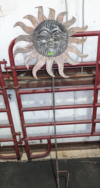 Metal Lawn Decor Sunflower