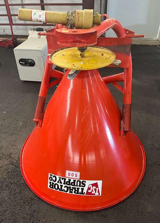 Tractor Supply 500 Fertilizer Spreader