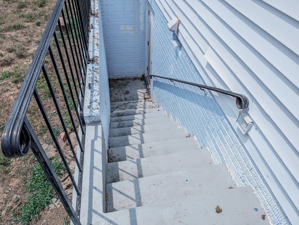 Image for 2 BR/2 BA Home in Oak View Neighborhood of Leesburg, VA--SELLING to the HIGHEST BIDDER!!