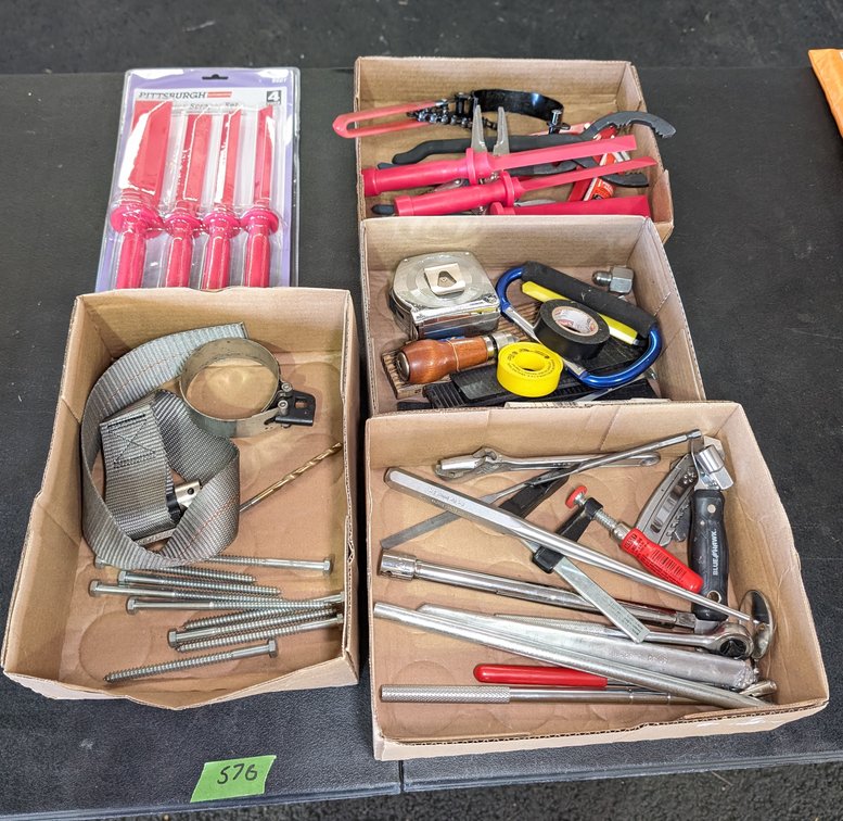 Scraper Set, Tools, Tape, Hardware