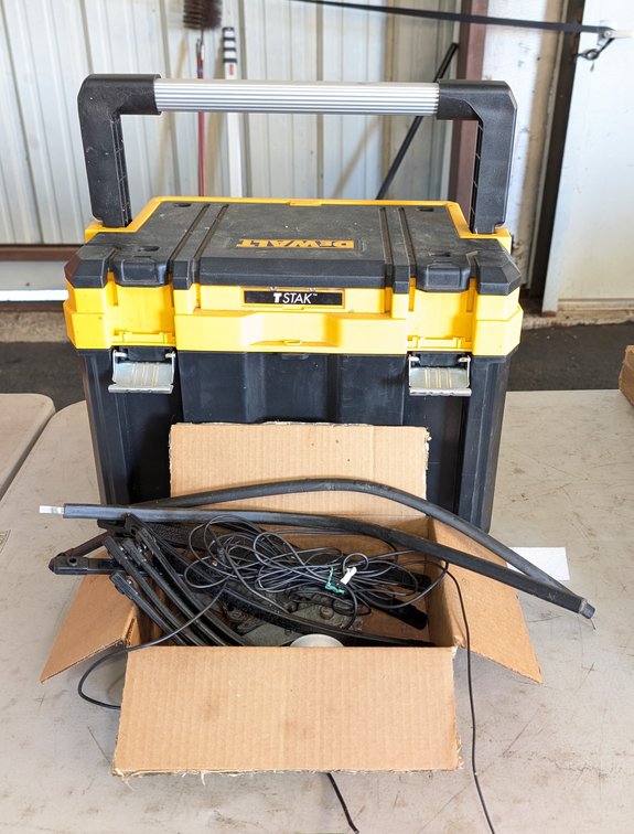 Dewalt T Stack Tool Box & Bungee Cords