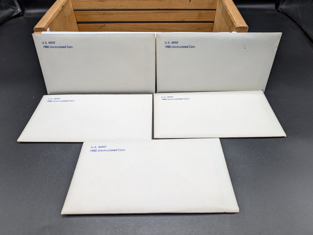 (5) US Mint 1980 Uncirculated Coin Set