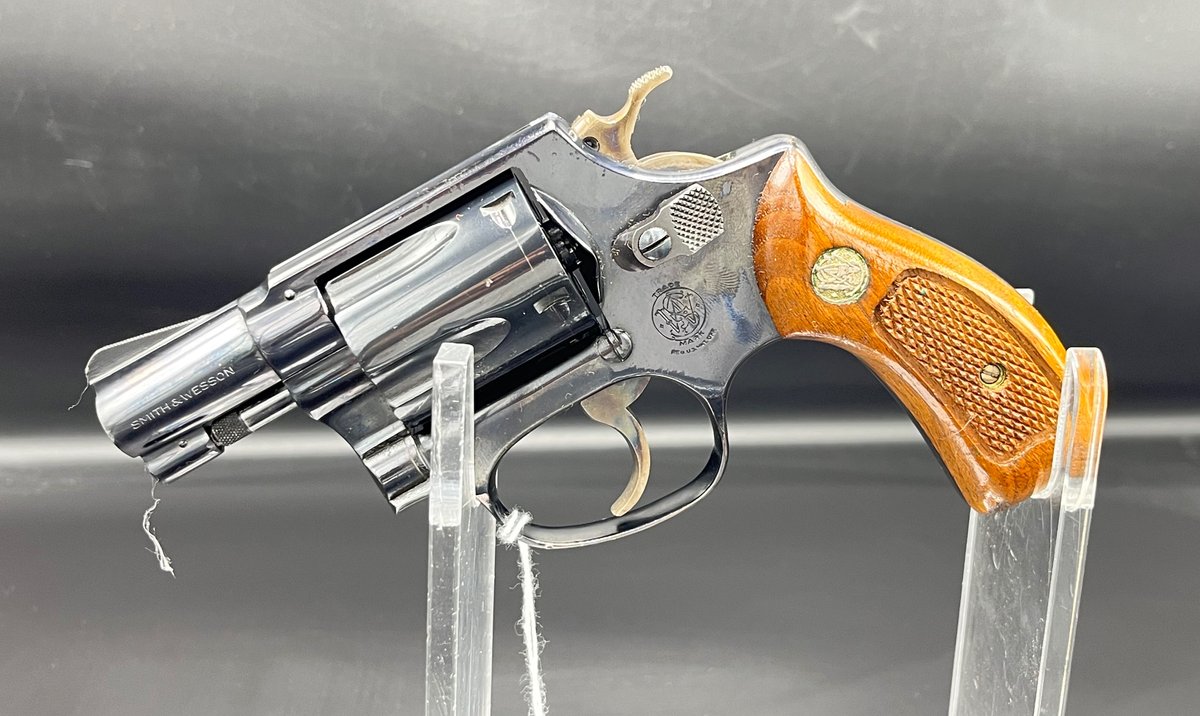 Smith & Wesson Model 36, 38 Special Snub Nose Revolver