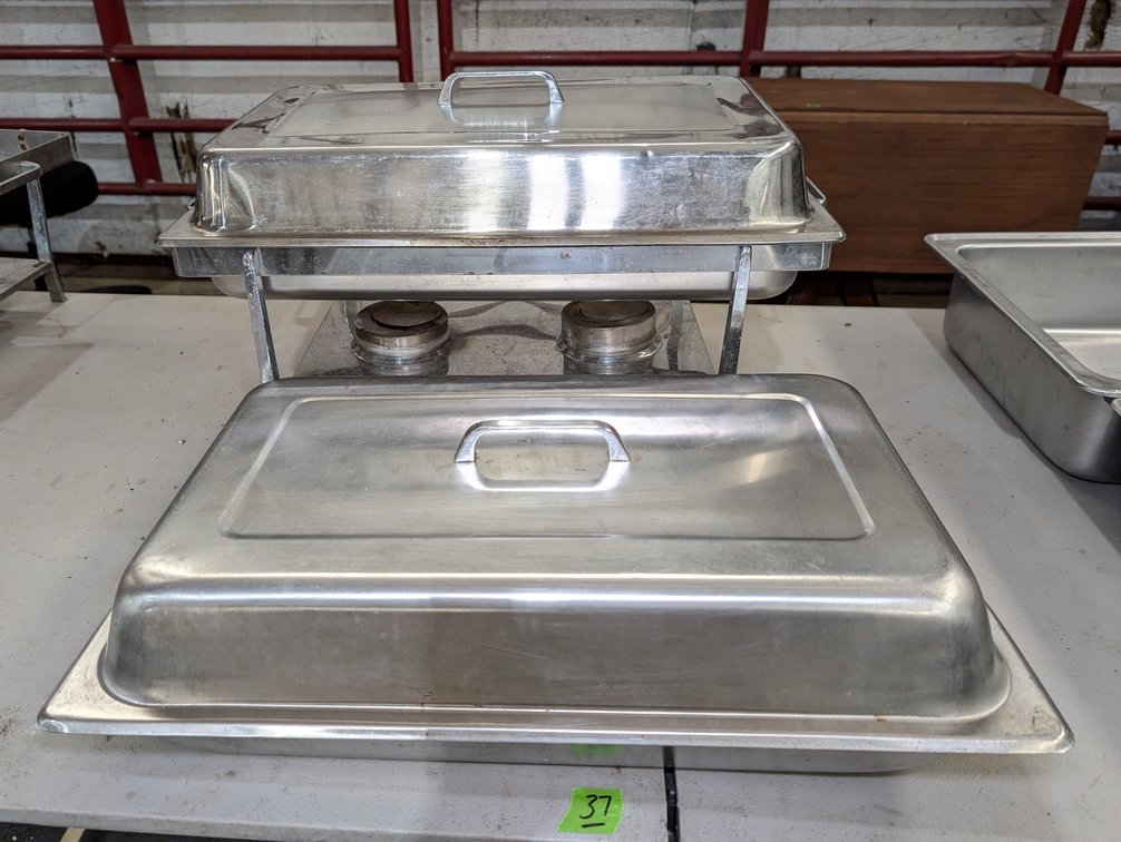 (2) Chafing Dishes w/One Warmer Stand